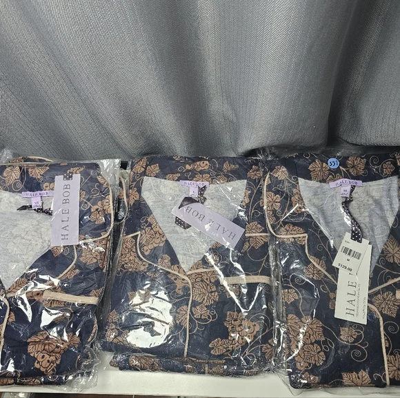 Hale Bob Grape Vine Pajama Set NWT Various Sizes - Picture 4 of 6